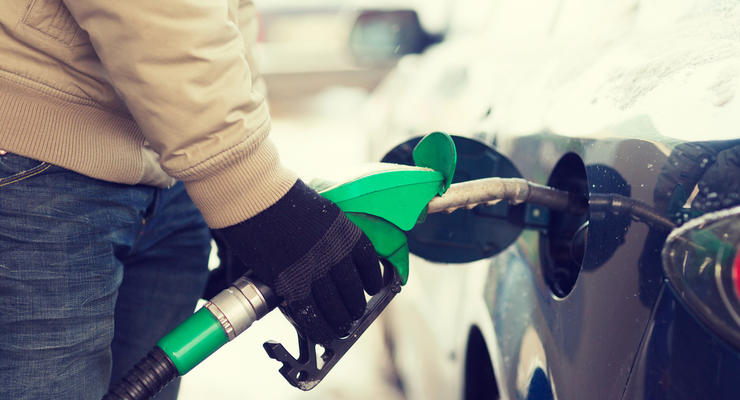 Цены на бензин и дизтопливо на украинских АЗС продолжили рост