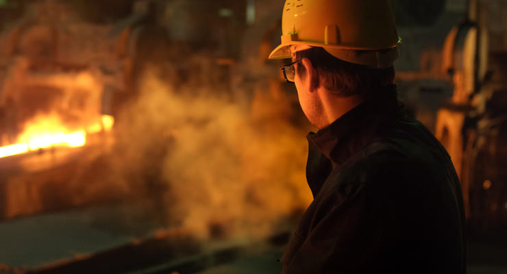 Украинские металлурги увеличили выпуск чугуна и стали