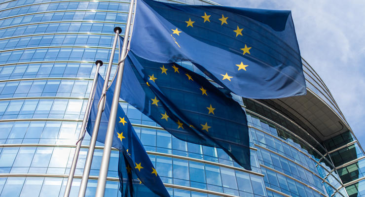 ЕС назвал дату введения ответных пошлин на товары из США