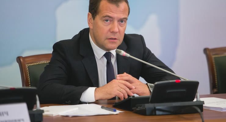 Медведев: Новые санкции - экономическая война