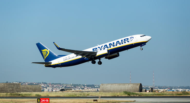 Ryanair из-за забастовки отменяет 190 рейсов