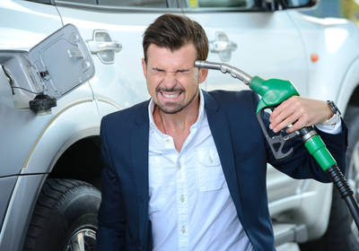 За литр 40 гривен: Сколько будет стоить бензин в Украине