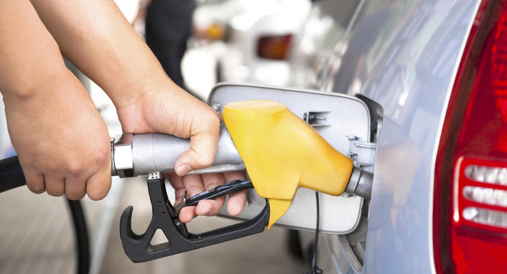 В Украине цены на бензин продолжают снижаться