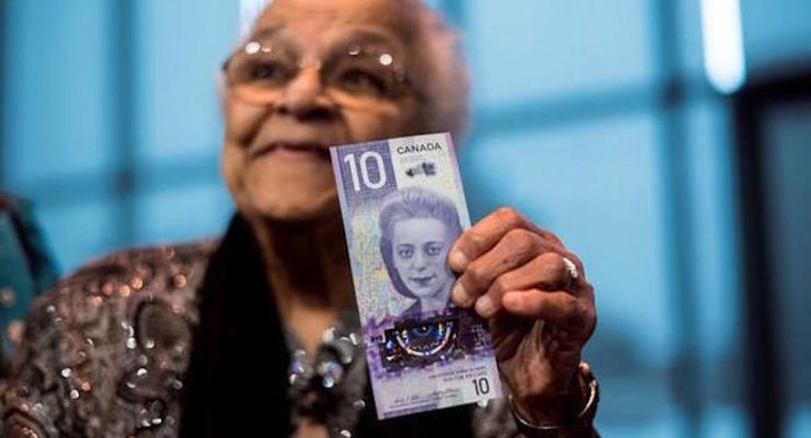 В Канаде войдет в обиход вертикальная банкнота