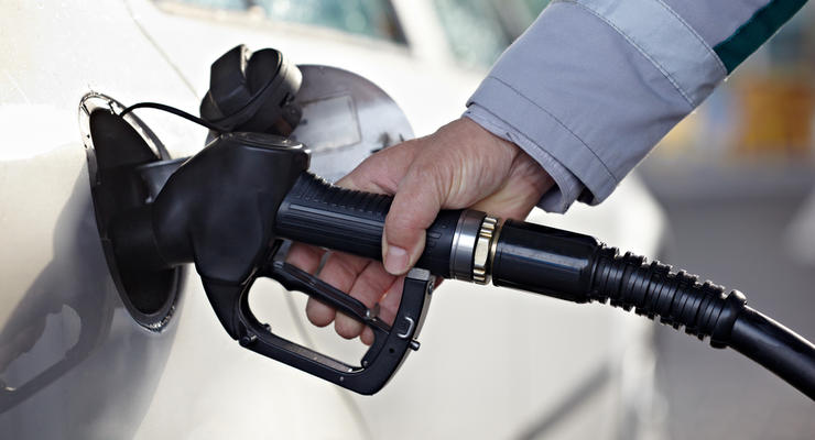 Как изменятся цены на бензин в январе