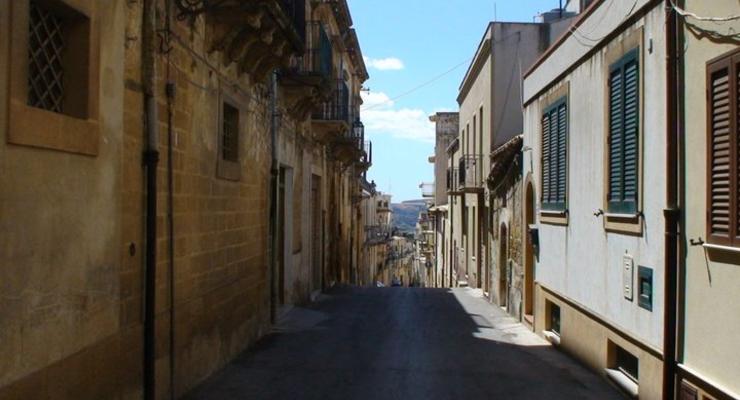 На Сицилии распродают дома всего за 1 евро