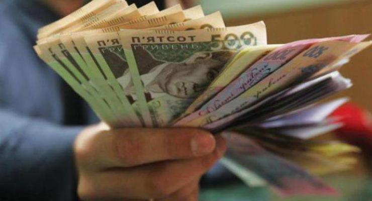 За год реальная зарплата украинцев выросла на 10% - Госстат