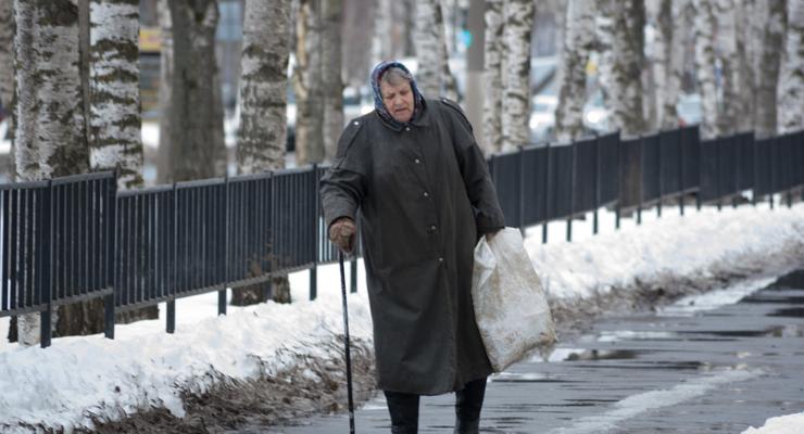 Украинцев заставят копить себе на пенсию самостоятельно