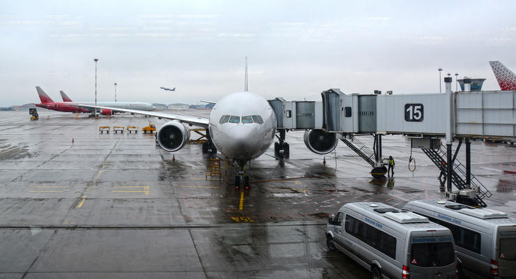 Аэропорт Ужгорода отрицает закрытие рейса в Киев