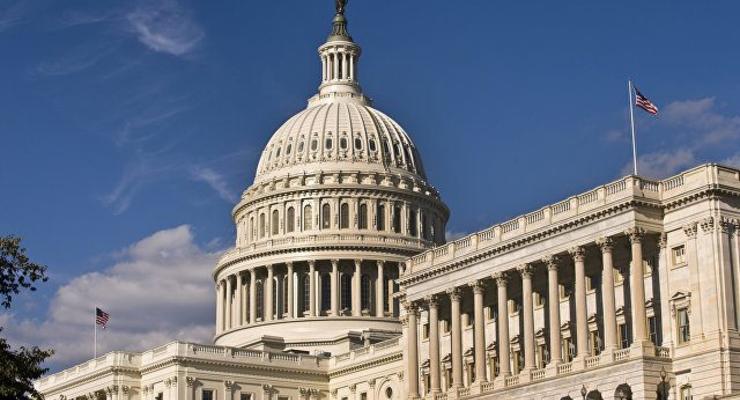 Конгресс США одобрил помощь Украине в 445 млн долл