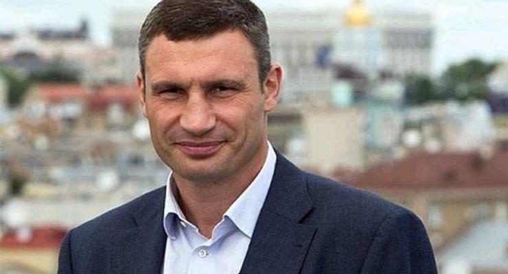 Виталию Кличко, другим мерам и чиновникам увеличат оклады