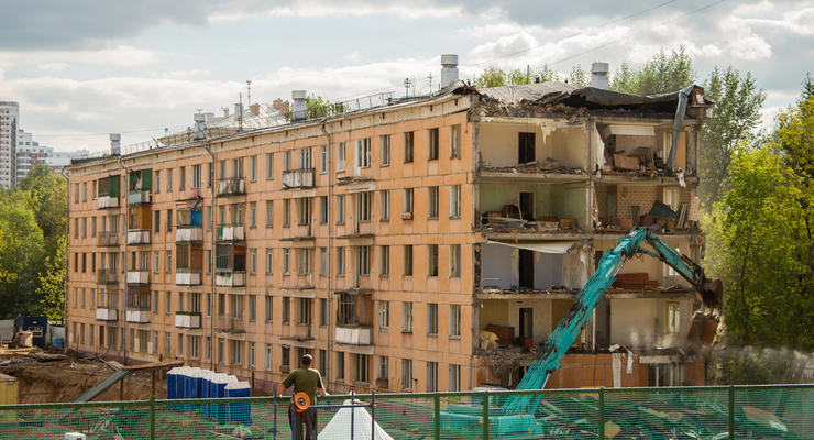 Украинцев будут отселять с хрущевок в жилье в том же районе - Минрегион