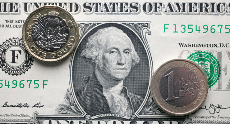 Курс валют на 6 августа: гривна теряет позиции