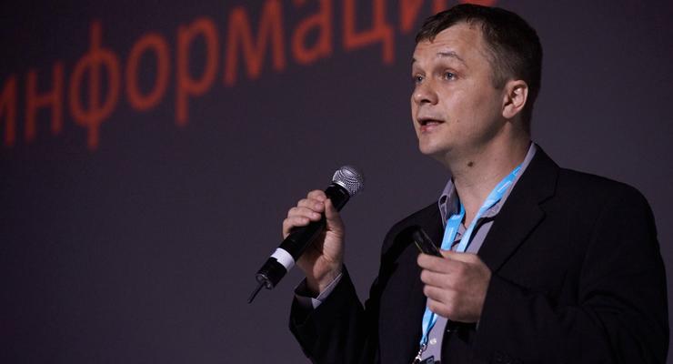 Милованов пообещал решить проблему с компанией Укрбуд