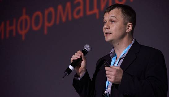 Зарплаты должны повышаться на 2000 в год — Милованов