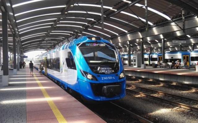 В три этапа: в Кабмине разработали план возобновления работы транспорта - СМИ