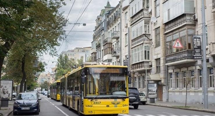 В Киеве меняются условия проезда для льготников - Кличко
