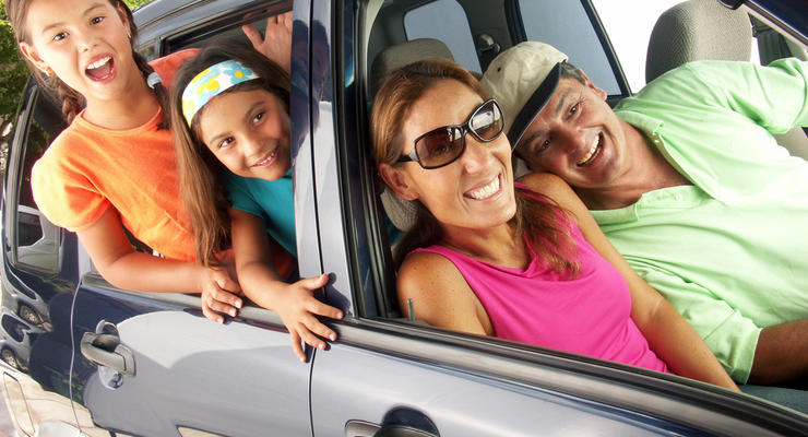 Больше 80% украинцев считают, что авто должно быть в каждой семье - опрос