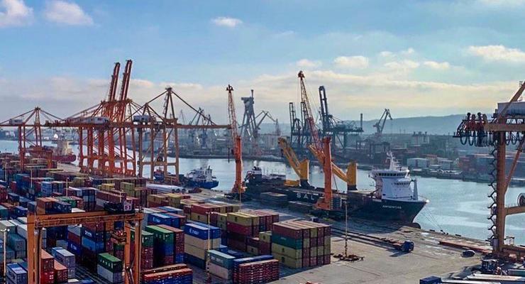 Украина передала в концессию Херсонский порт: Детали сделки