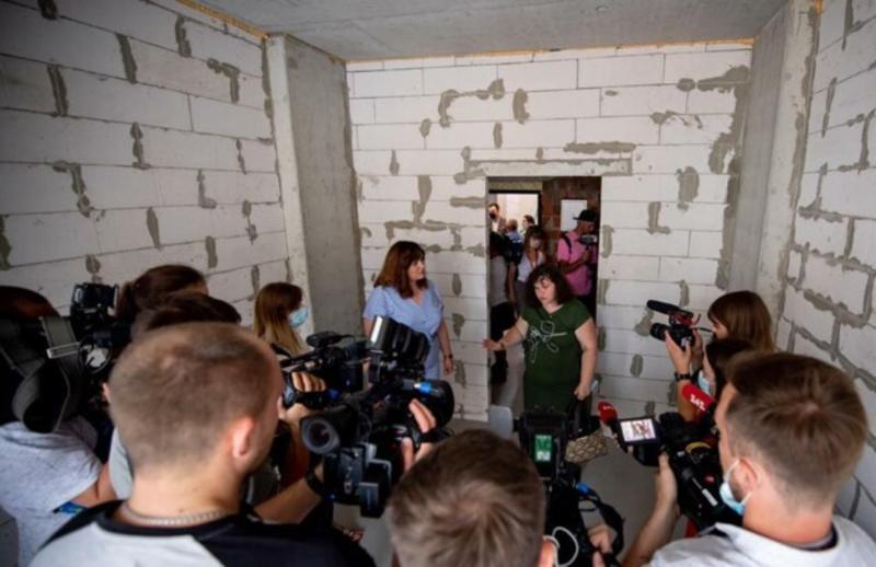 Взрыв на Позняках: Нардеп показала, какие квартиры выдают пострадавшим / facebook.com/lesiazaburanna