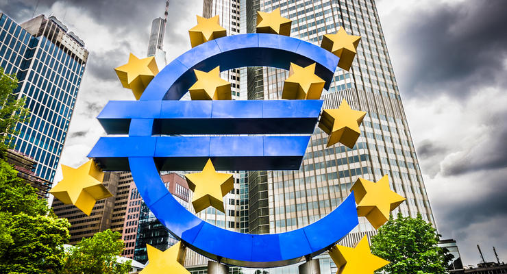 Еврокомиссия ухудшила прогноз для экономики еврозоны: Подробности