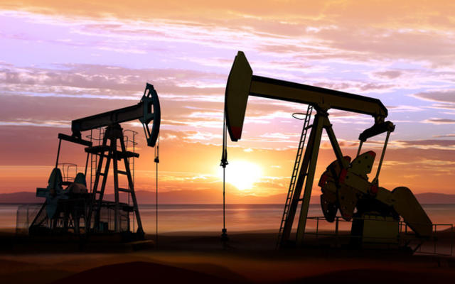 Цены на нефть на 02.11.2020: "черное золото" обвально дешевеет