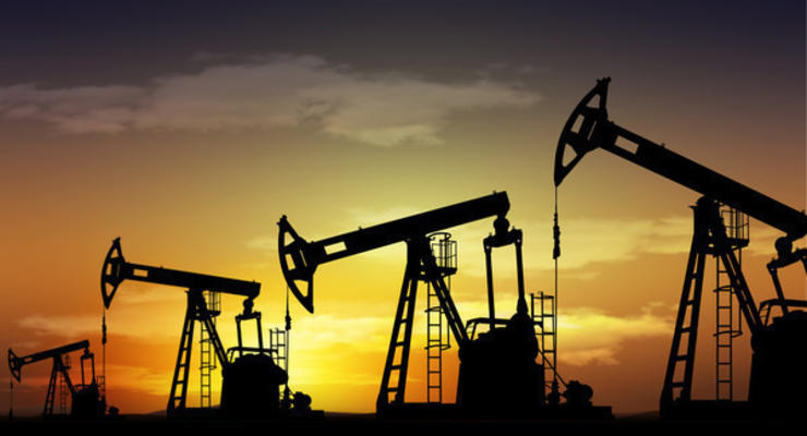 Цены на нефть на 06.11.2020: топливо дешевеет более чем на 2,5%