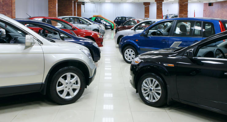 Украинцы не скупятся на новые авто: Сколько потратили в феврале