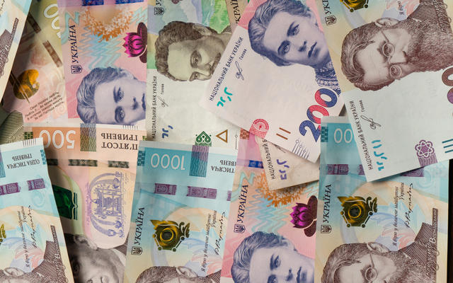 Курс валют на 26.03.2021: гривна синхронно проседает к доллару и евро