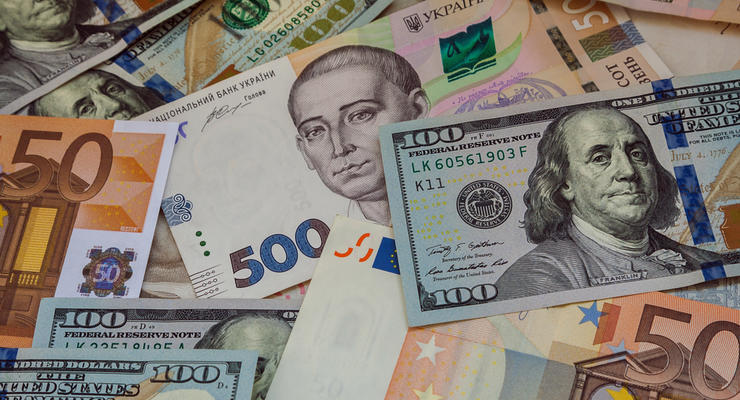 Курс валют на 15.07.2021: Доллар упал в цене