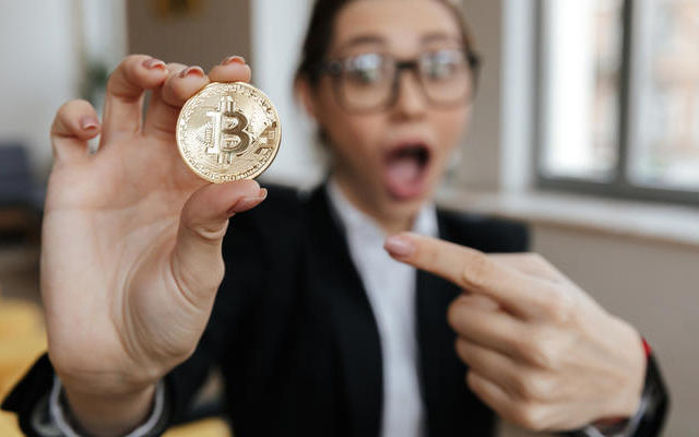 Биткоин подорожал до $50 тысяч