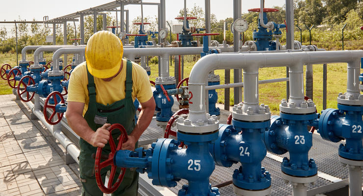 Газпром в четыре раза уменьшил поставки газа в Европу