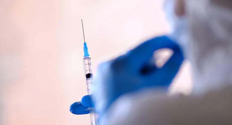 Выплаты вакцинированным: Рада одобрила выделение 3 миллиардов