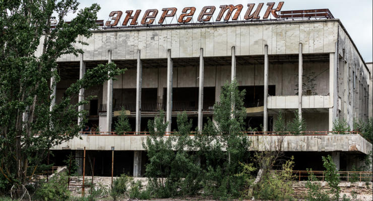 Чернобыльская зона закрывается для туристов: подробности