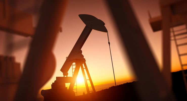 Цена нефти Brent поднялась выше 97 долларов впервые с 2014 года