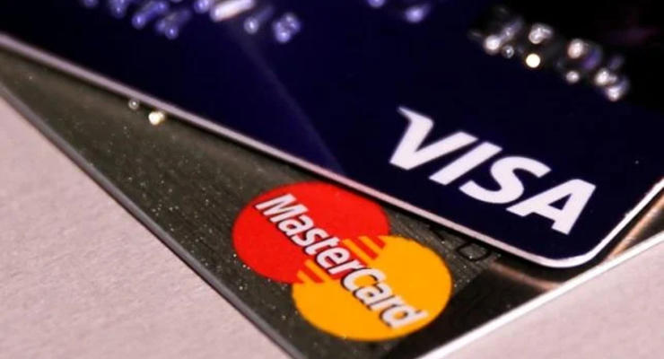 Visa заблокировала доступ к платежной системе российским банкам