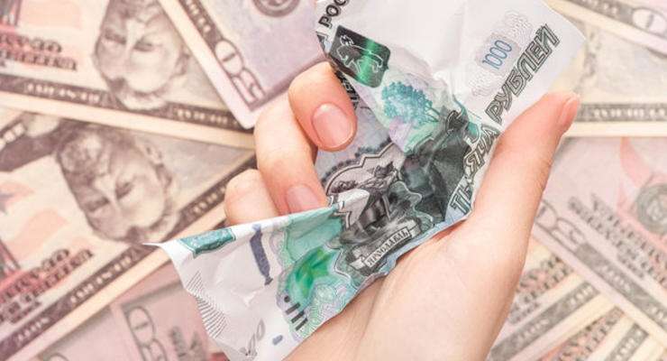 Парламентарии предлагают запретить использование российского рубля в Украине