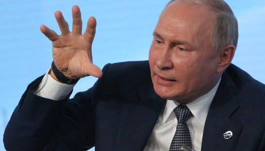 Кремль ввел санкции против Запада