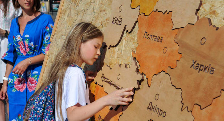 Діти в Україні можуть безкоштовно відпочити у літніх таборах