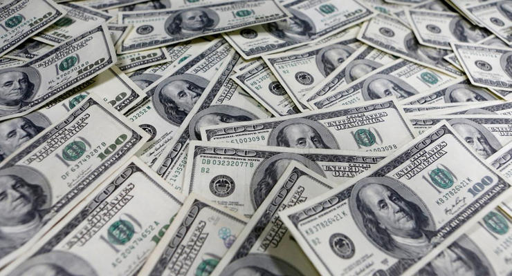 Доллар достиг максимума за 20 лет по отношению к другим валютам