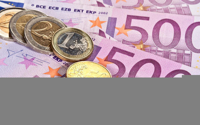 Курс валют на 6.10.2022: Евро продолжает расти