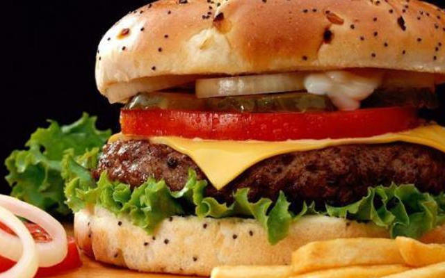 McDonald's розповіли, чому заклади довго не відновлювали роботу