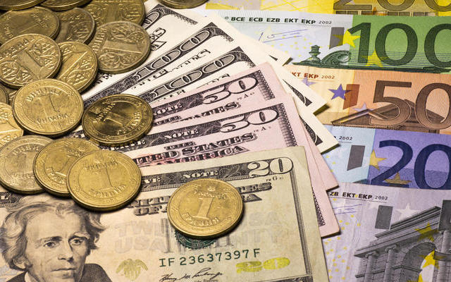 Курс валют на 18.10.2022: Евро растет