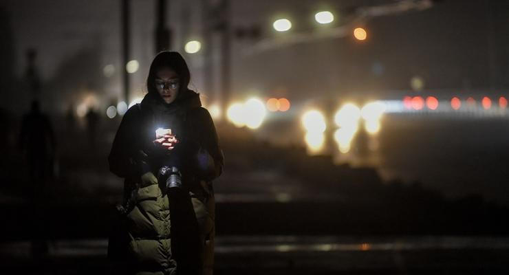Когда в Украине перейдут с аварийных на плановые отключения света: прогноз