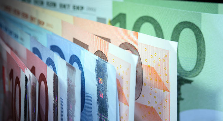 Курс валют на 13.01.2023: Евро продолжает расти