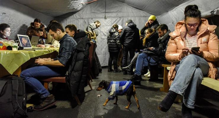 Пункти обігріву в Києві планують перевести в режим очікування