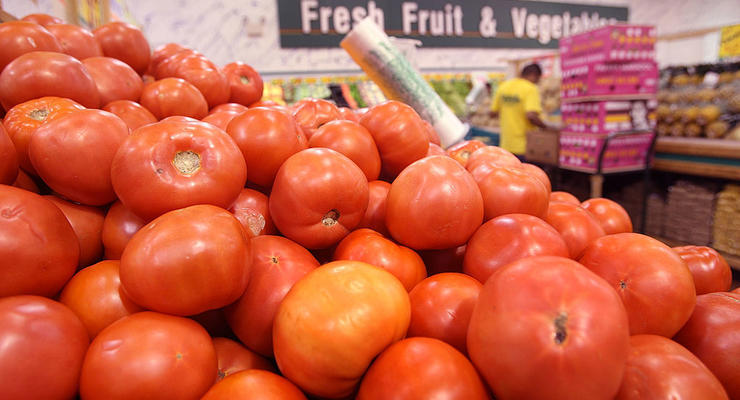 В Украине начался сезон местных томатов: цены