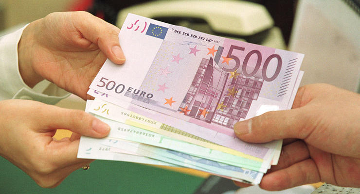 Курс валют на 8.05.2023: Євро дешевшає