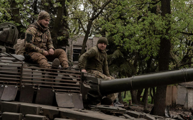 Призывной возраст в Украине могут снизить: законопроект внесен в ВР
