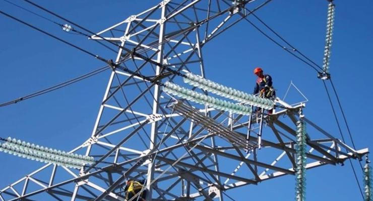 Украина возобновила импорт электроэнергии, - "Укрэнерго"